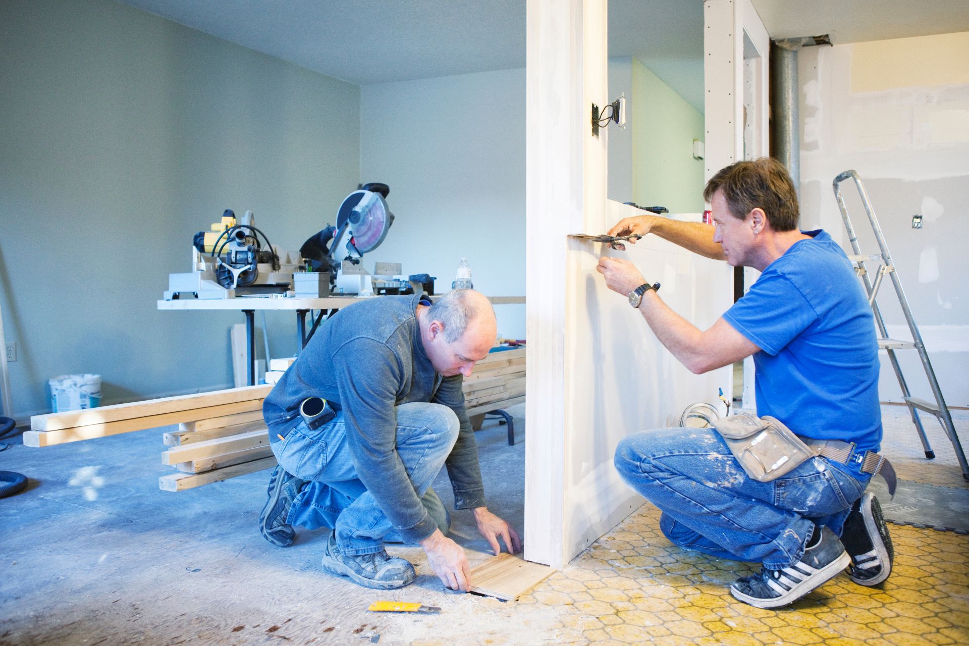 workers remodeling a home